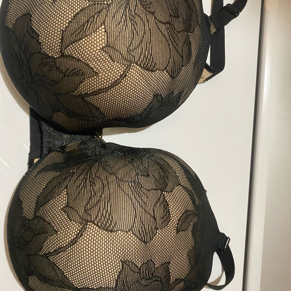Cacique Black Lace Bra with Floral Design